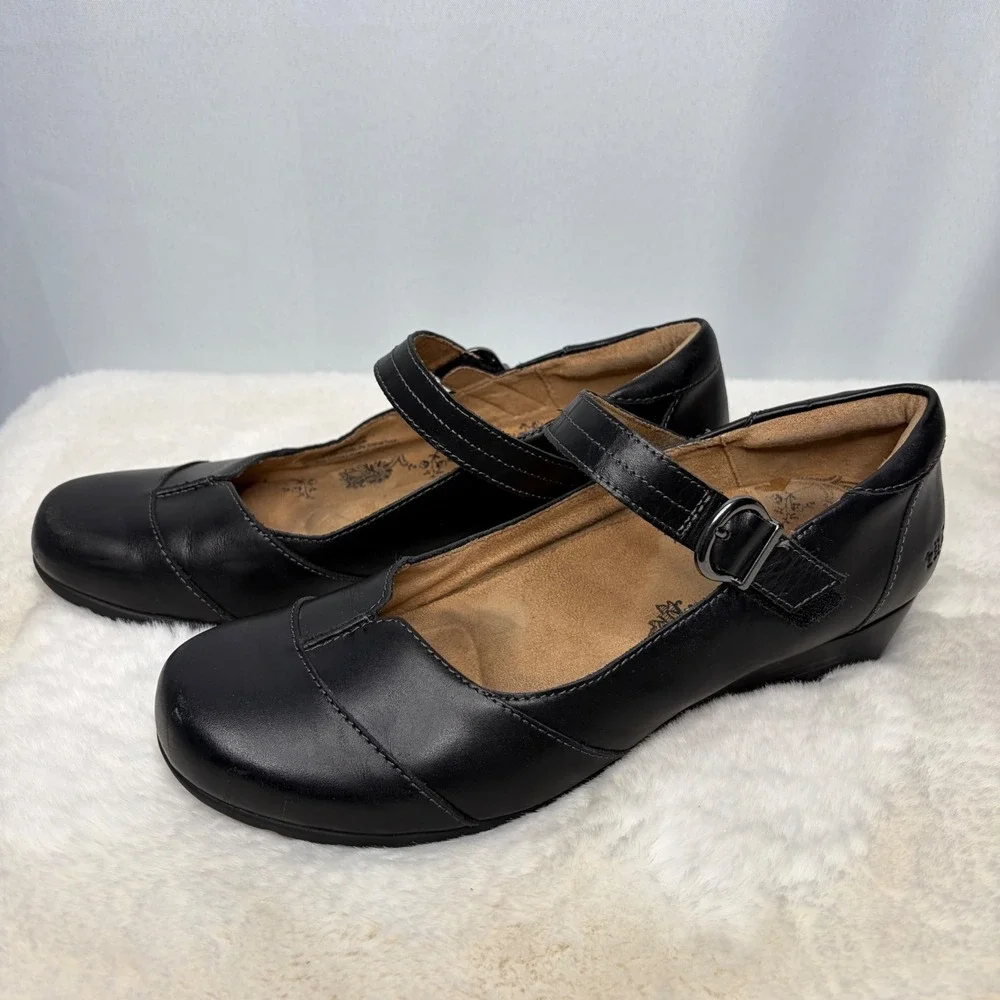 Taos Round It Black Leather Mary Jane Block Heel Pumps Shoes Womens Size 10